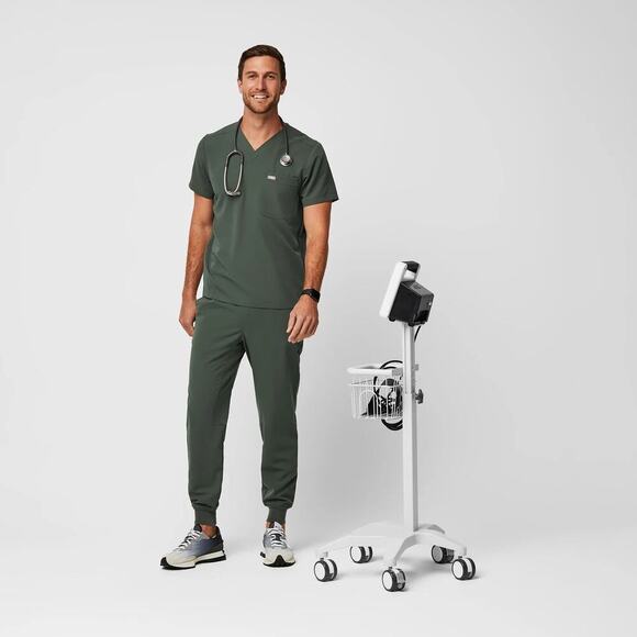 Figs Tops - FIGS Men’s Green Leon Three-Pocket Scrub Top™ | NEW/NWT!!
